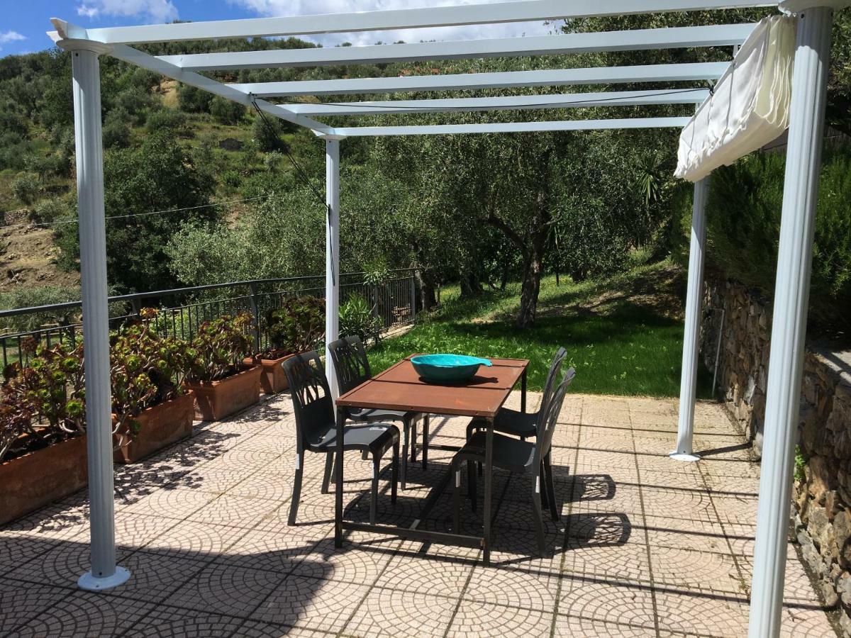 Agriturismo Oltrealmare Civezza Экстерьер фото